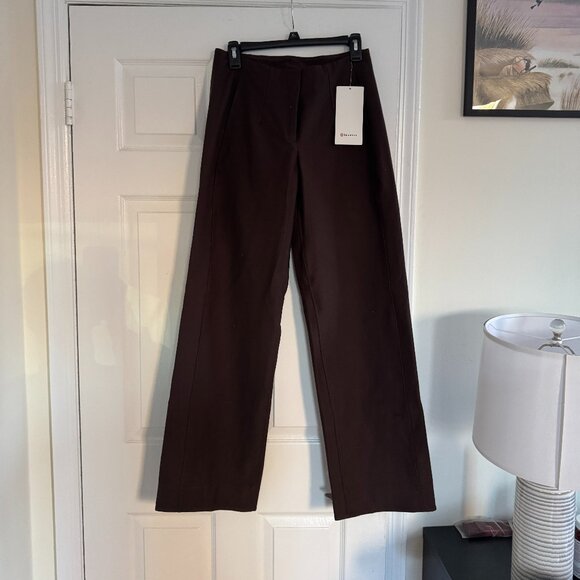 *NWT* Lululemon Utilitech Relaxed-Fit Mid-Rise Trouser - Espresso - Picture 5 of 7